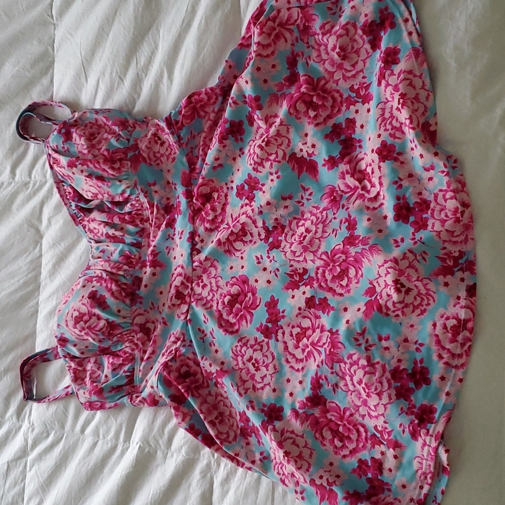 Torrid flower one piece size 2